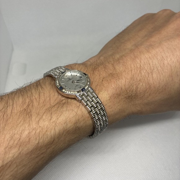 Valentino Rolenta Analog Quartz Women\'s Watch Fine Platinum 999.5 - Works! main image 10